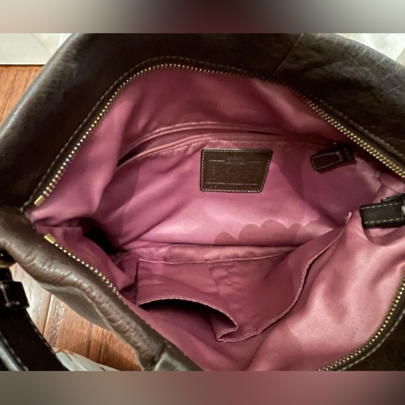 Coach shoulder/crossbody bag - Picture 2 of 3